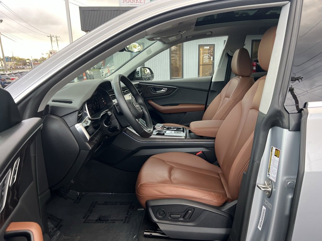 Used 2022 Audi Q8 Premium Plus w/ Premium Plus Package image 9