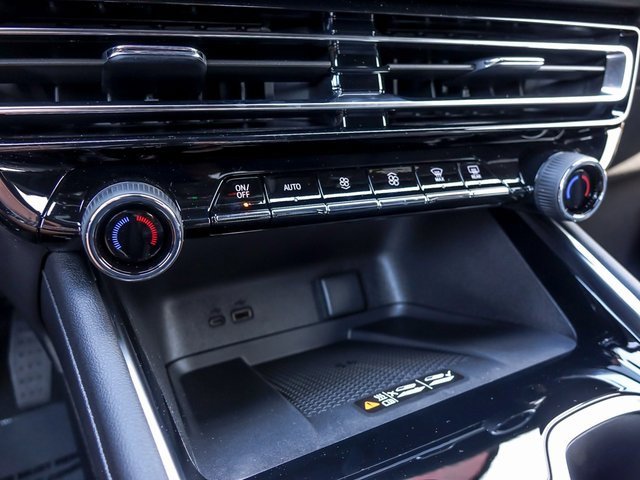 New 2026 Chevrolet Traverse RS w/ LPO, Floor Liner Package image 33