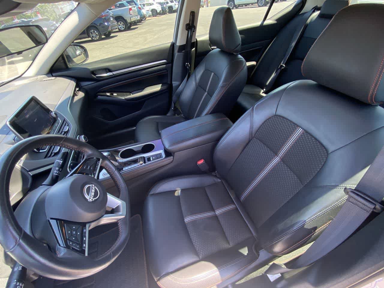 Used 2023 Nissan Altima 2.5 SR AWD/4WD image 11