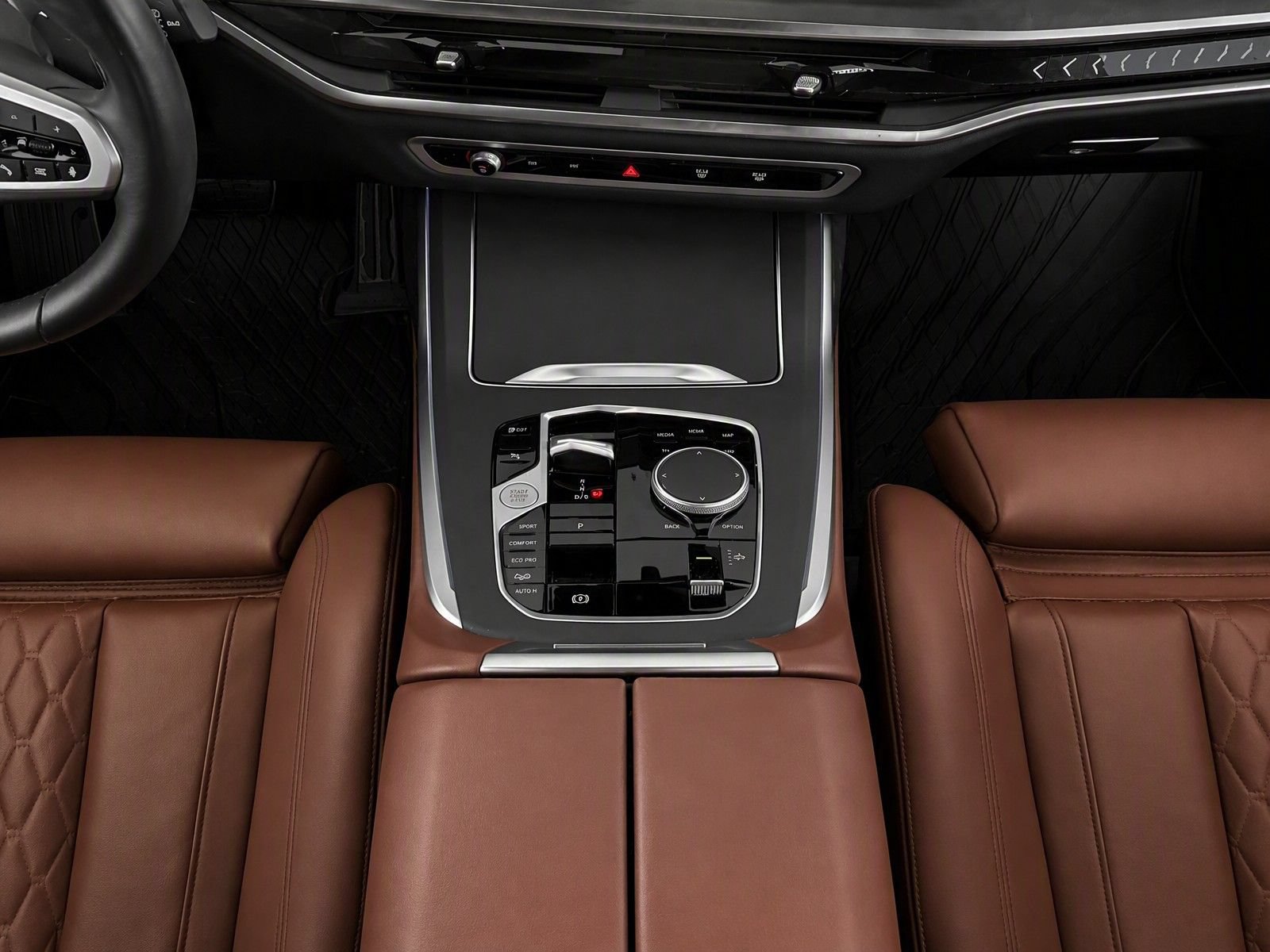 Certified 2025 BMW X7 xDrive40i w/ M Sport Package AWD/4WD image 12