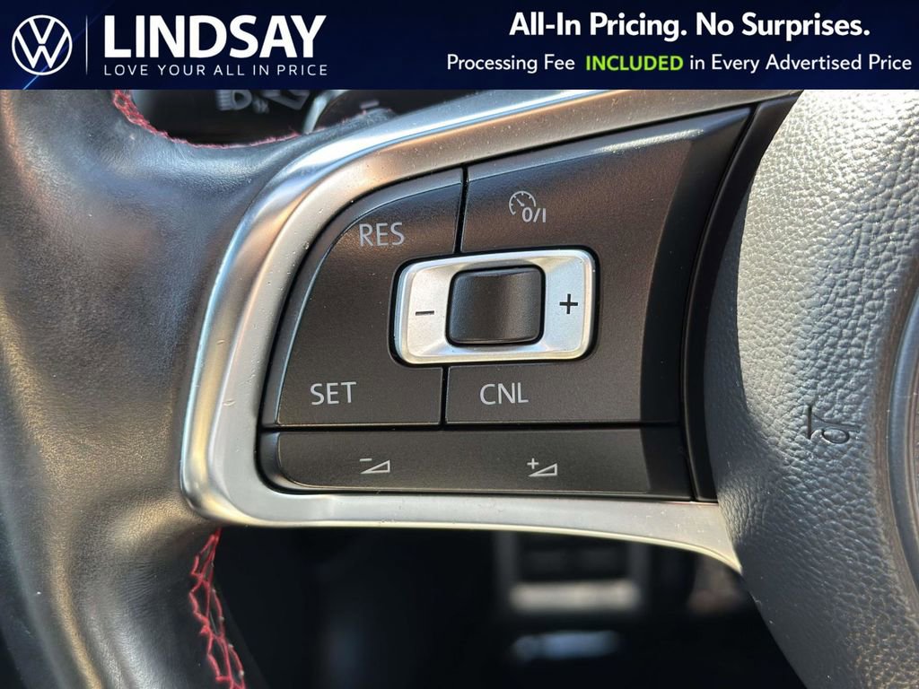 Used 2017 Volkswagen GTI SE image 20