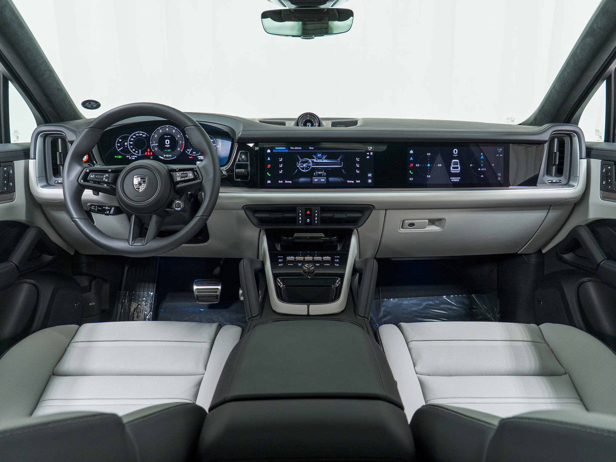 New 2026 Porsche Cayenne Turbo image 21