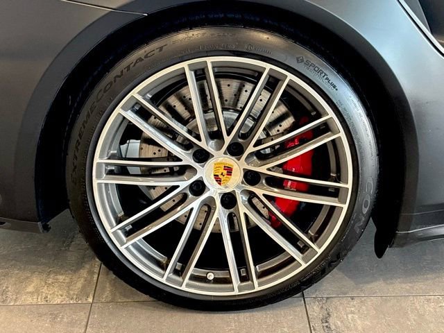 Used 2017 Porsche 911 Turbo image 27