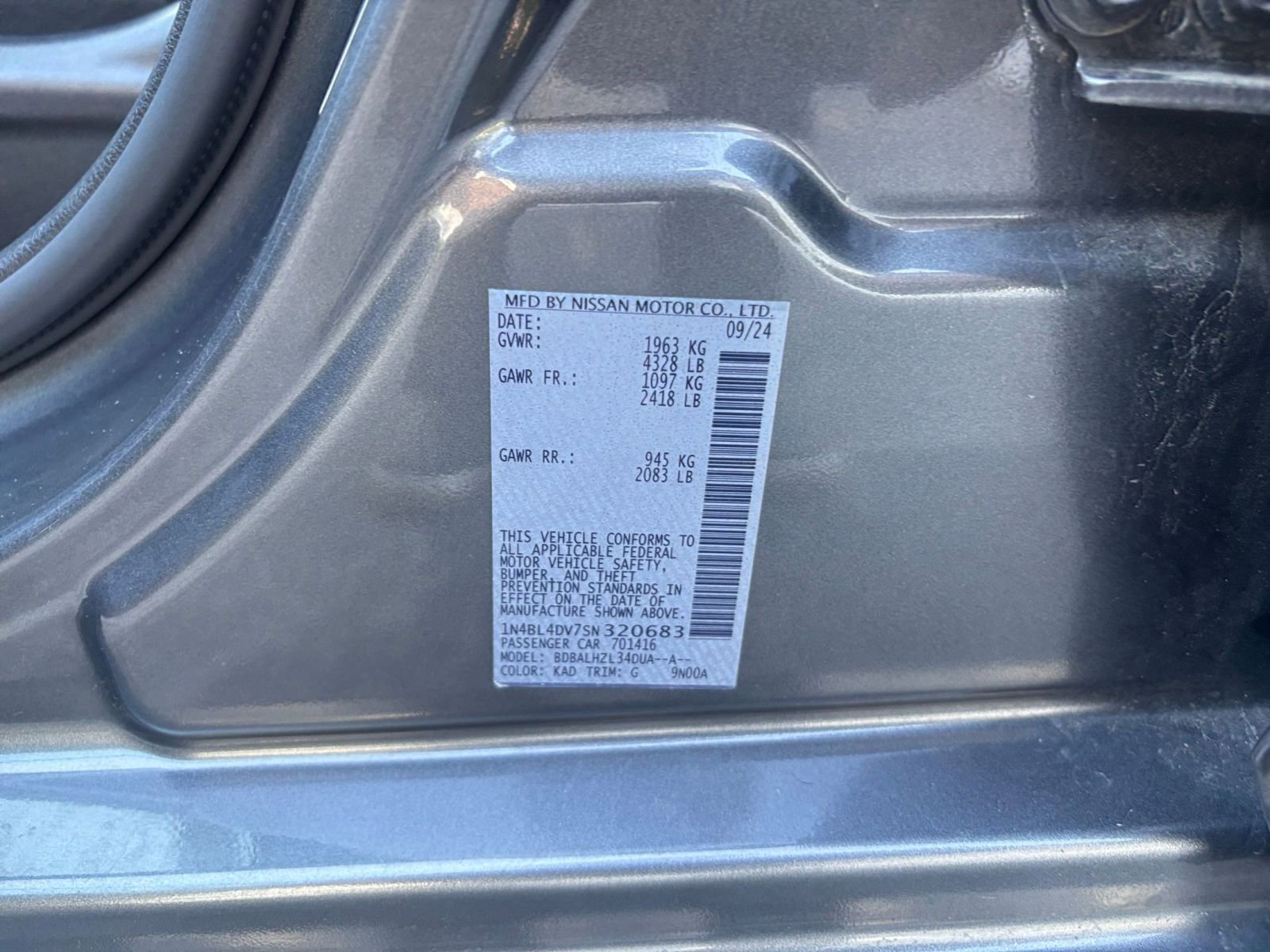 Used 2025 Nissan Altima 2.5 SV FWD image 29