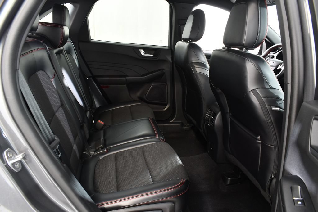 Used 2023 Ford Escape ST-Line w/ Tech Pack #1 AWD/4WD image 19
