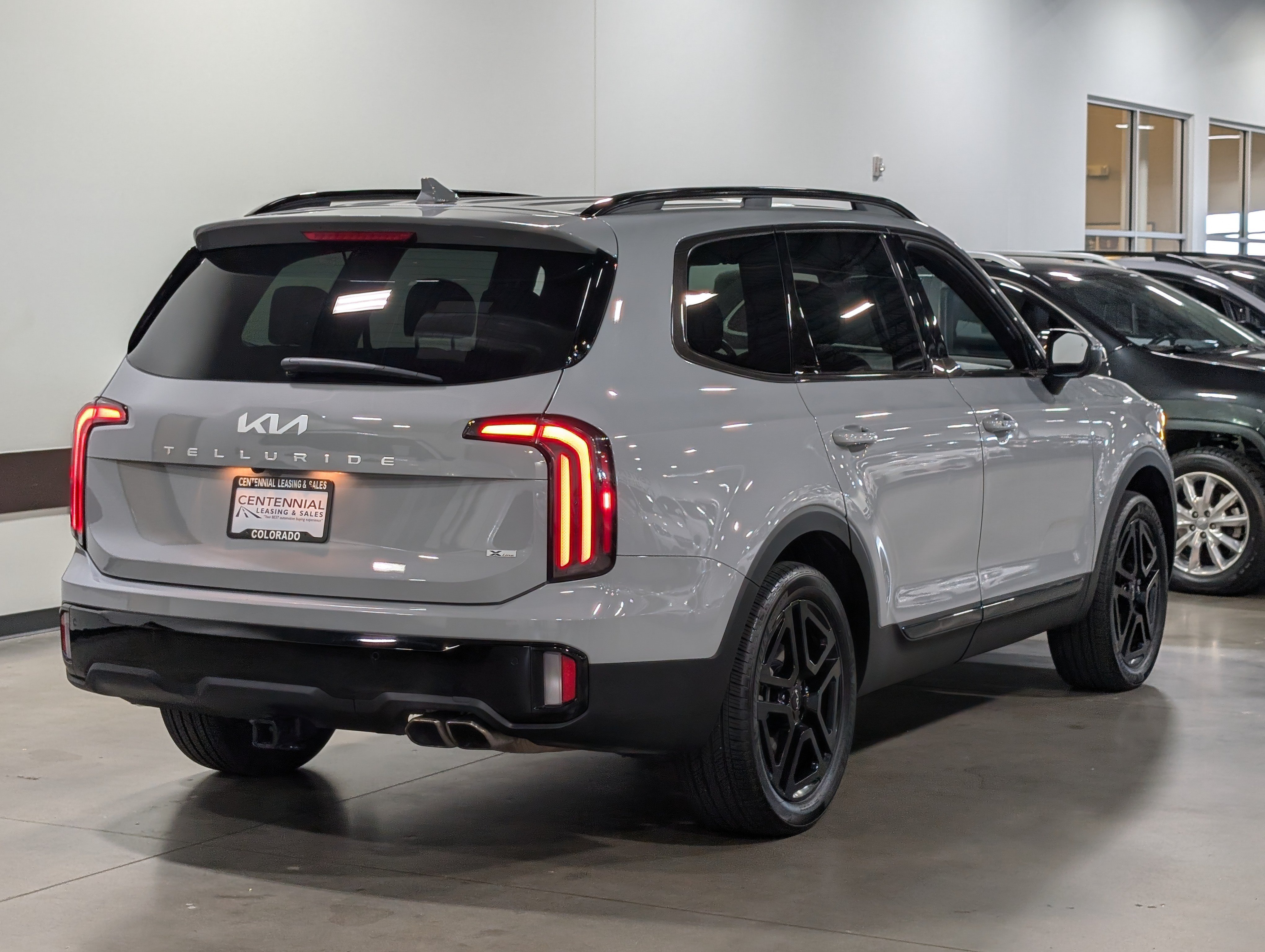 Used 2024 Kia Telluride EX X-Line AWD/4WD image 3