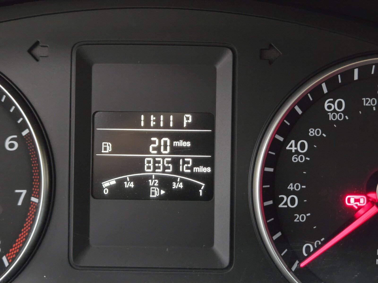 Used 2013 Volkswagen Jetta SEL FWD image 17