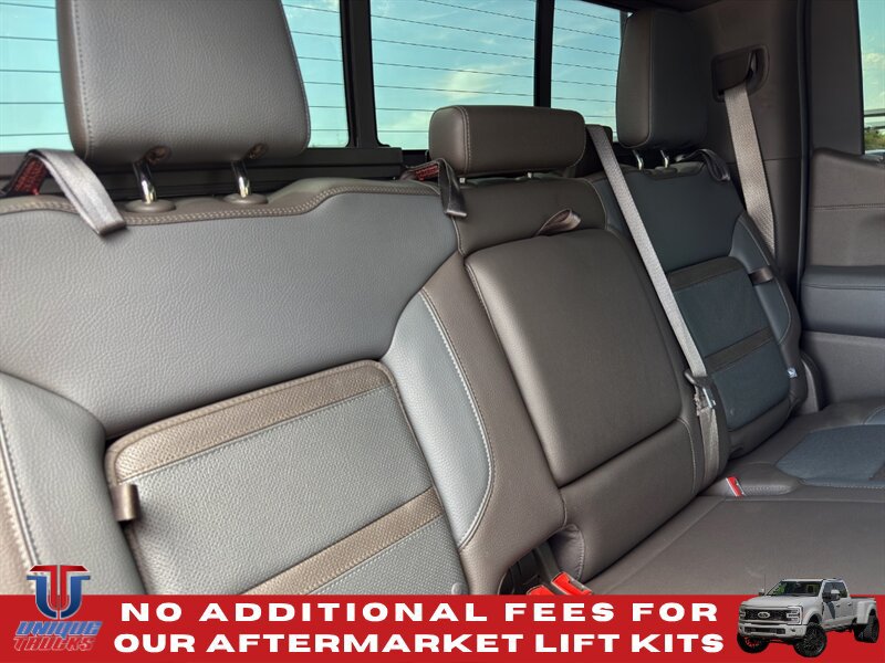 Used 2020 GMC Sierra 1500 Denali w/ Denali Ultimate Package AWD/4WD image 31