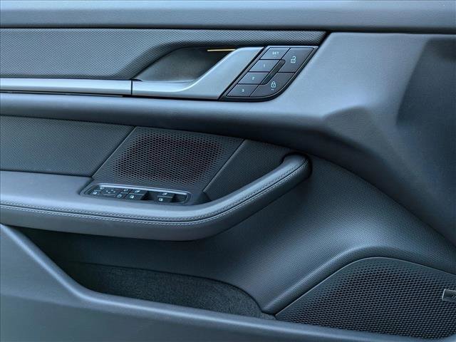 New 2026 Porsche Taycan image 13