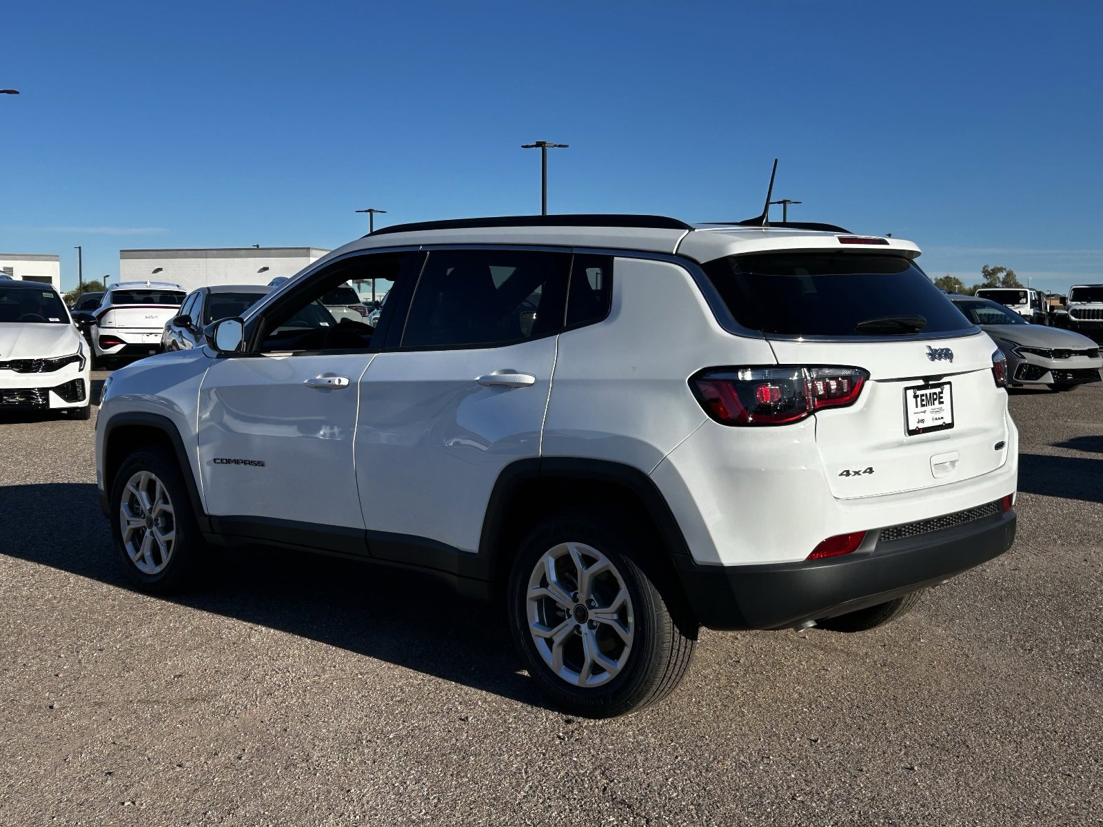 New 2026 Jeep Compass Latitude image 4