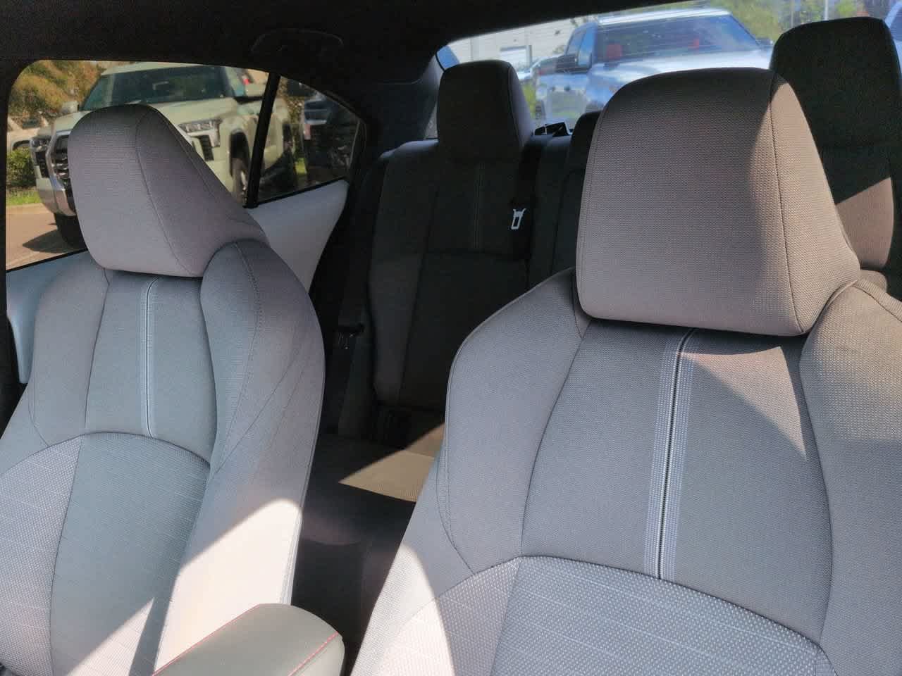 Used 2023 Toyota Corolla SE FWD image 8