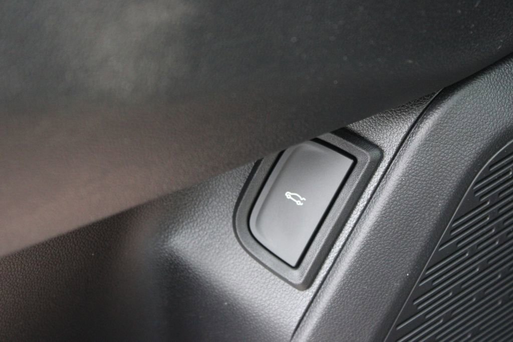 New 2026 Chevrolet Equinox LT FWD image 39