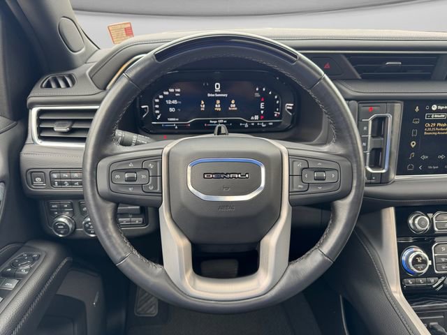 Used 2024 GMC Yukon Denali w/ Denali Reserve Package image 13