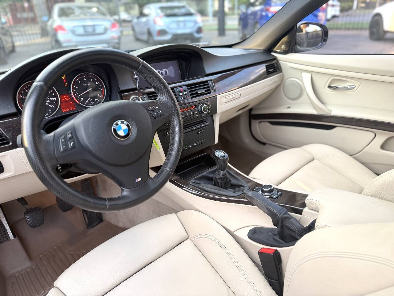 Used 2011 BMW 335i xDrive Coupe AWD/4WD image 13