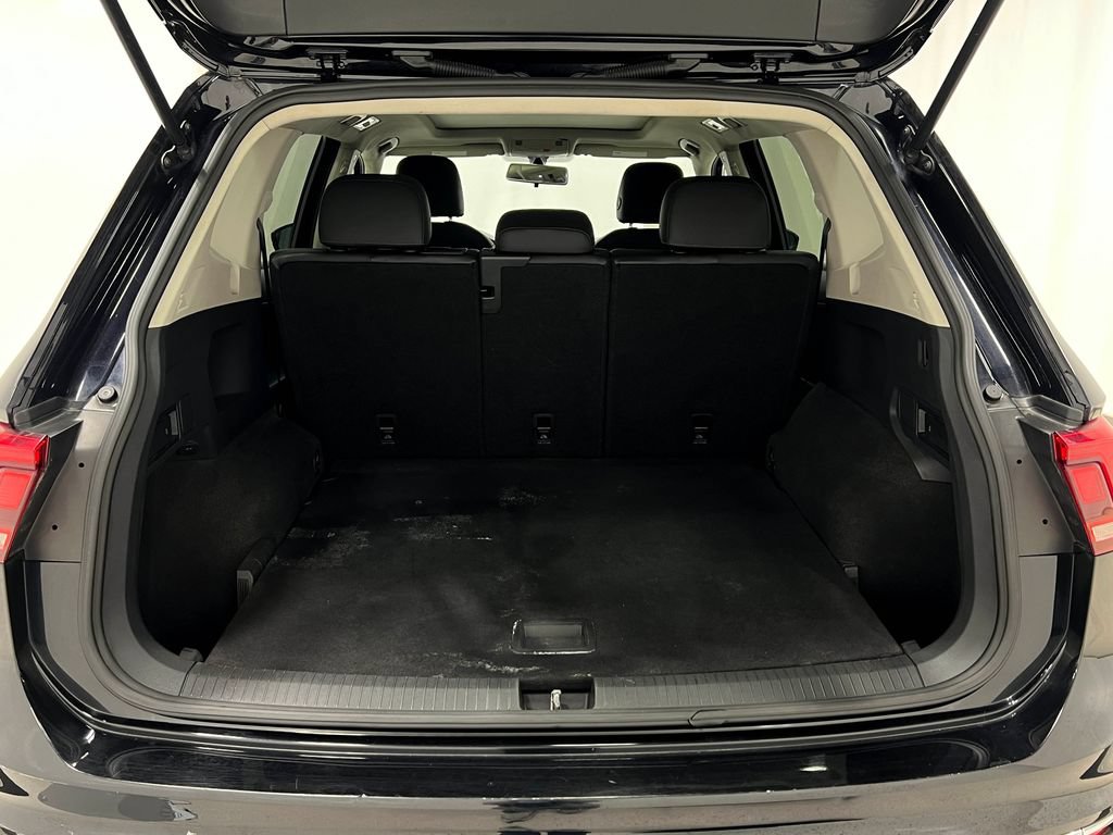 Used 2020 Volkswagen Tiguan SE AWD/4WD image 27