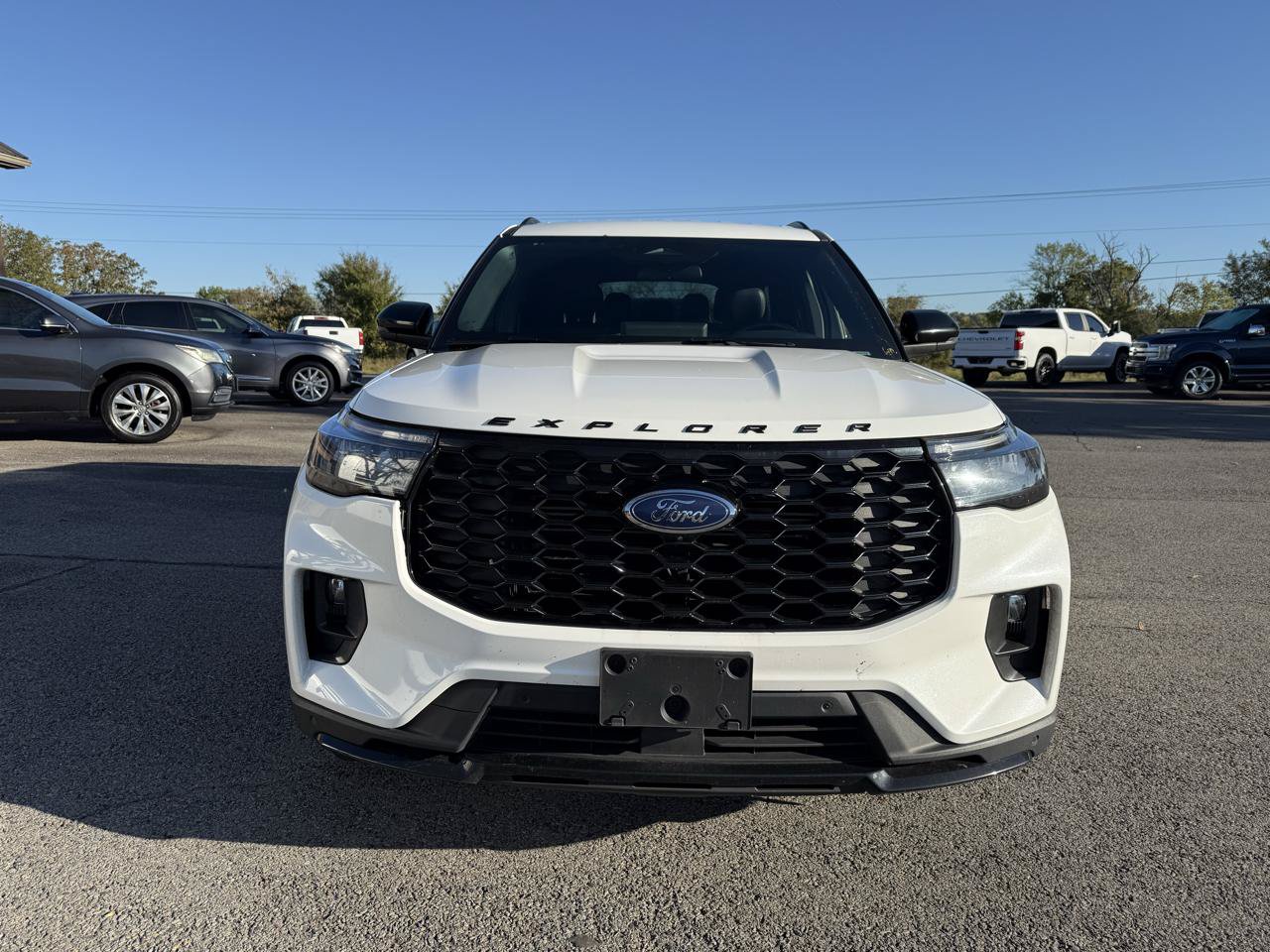 Used 2025 Ford Explorer ST-Line w/ ST-Line Street Pack AWD/4WD image 6