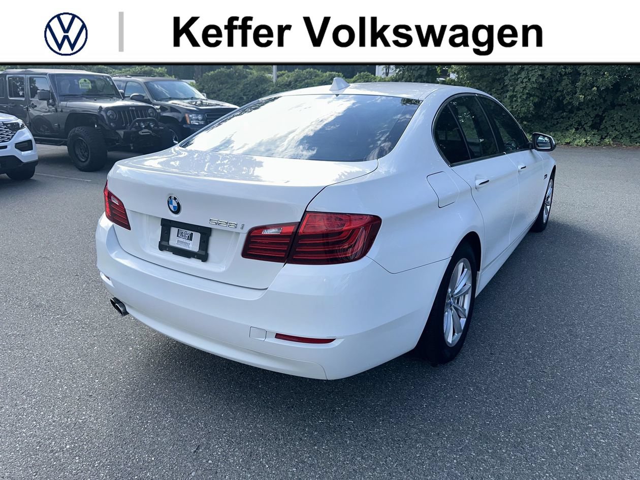 Used 2016 BMW 528i Sedan RWD image 5