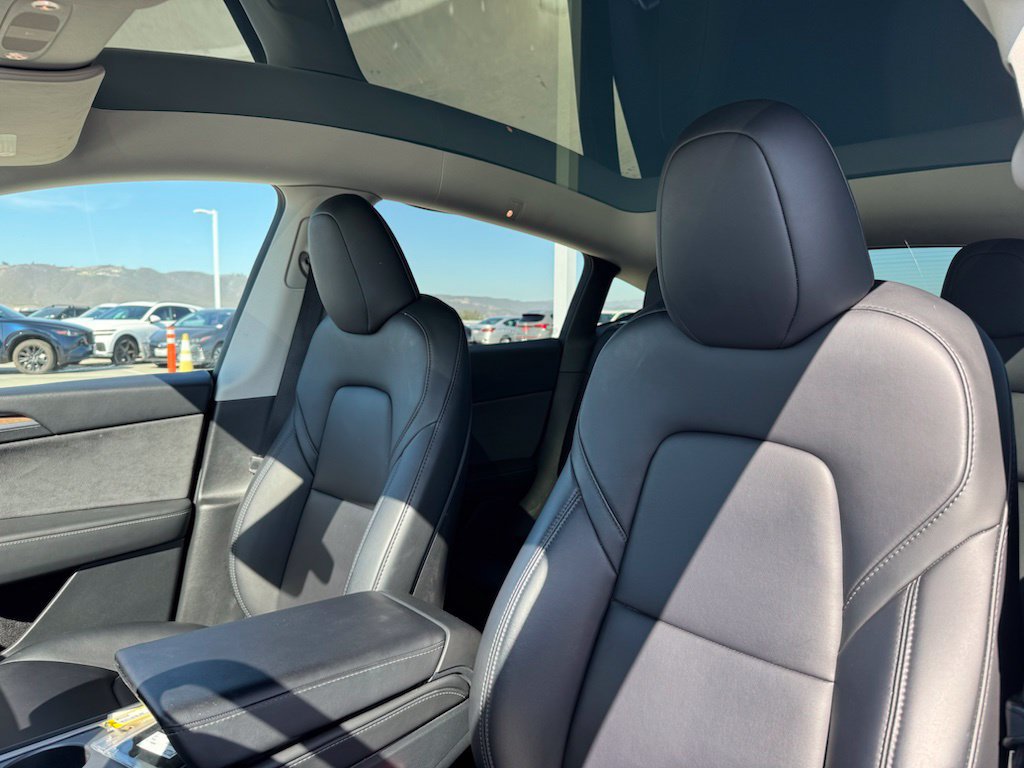 Used 2023 Tesla Model Y Long Range AWD/4WD image 18