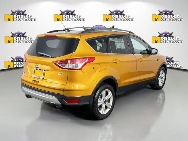 Used 2016 Ford Escape SE w/ Equipment Group 201A AWD/4WD image 5