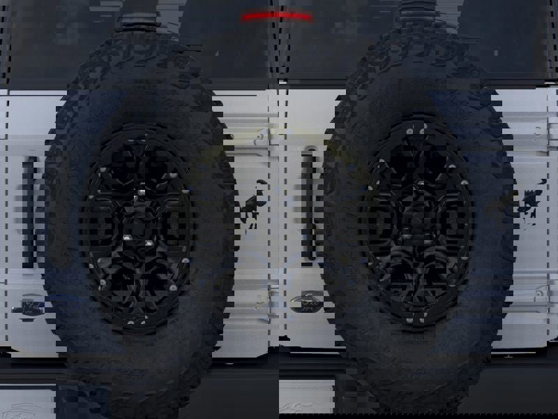 New 2025 Ford Bronco Outer Banks w/ Sasquatch Package image 24