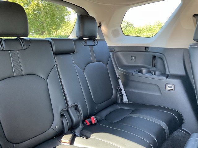 Used 2024 Honda Pilot Touring image 22