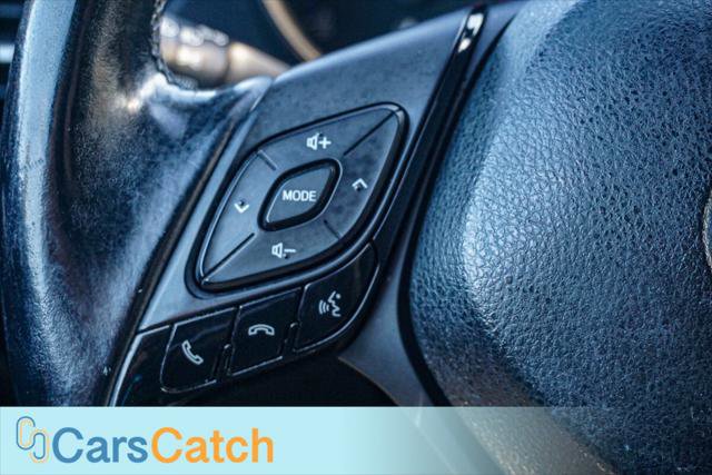 Used 2018 Toyota C-HR XLE image 33