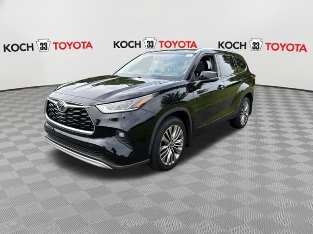 Used 2021 Toyota Highlander Platinum AWD/4WD image 3