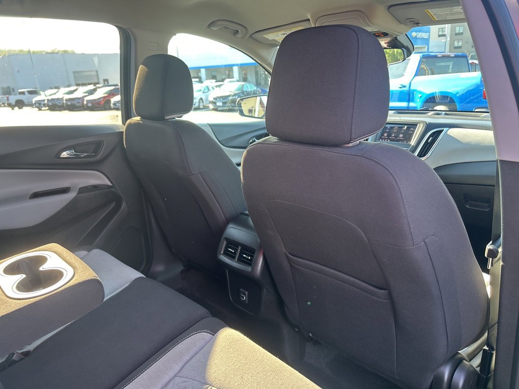 Used 2022 Chevrolet Equinox LS image 44
