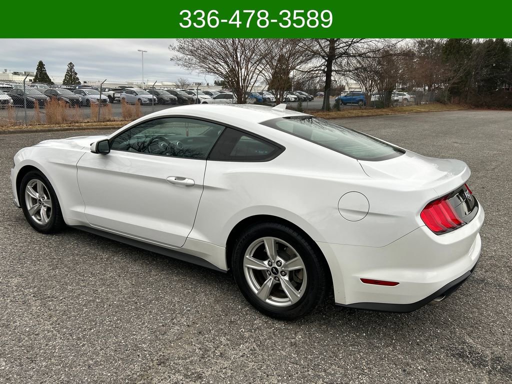 Used 2021 Ford Mustang EcoBoost image 3