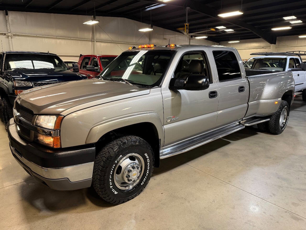 Used 2003 Chevrolet Silverado 3500 LT w/ Skid Plate Package image 11