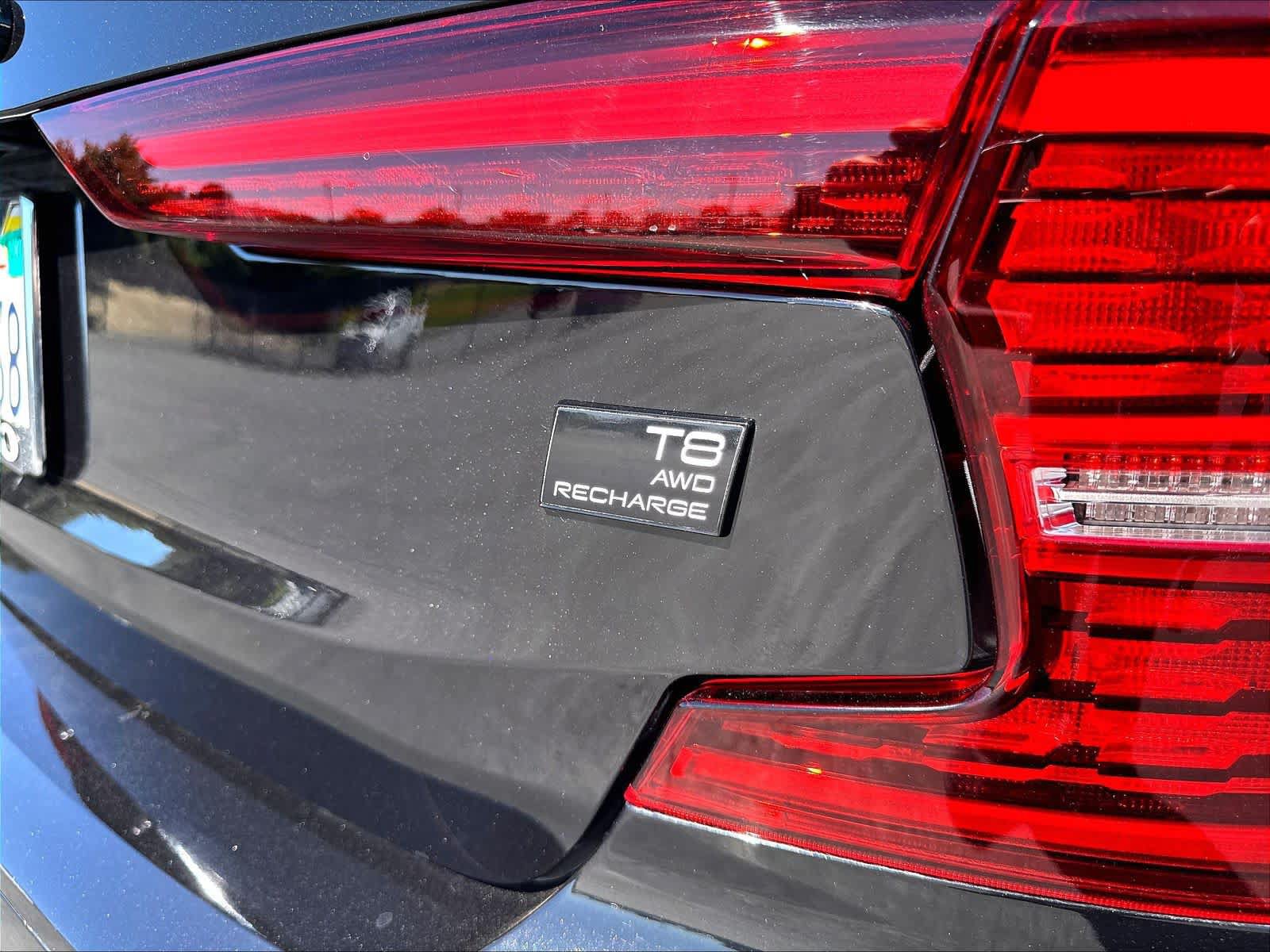 Used 2024 Volvo S60 T8 Plus w/ Climate Package AWD/4WD image 11