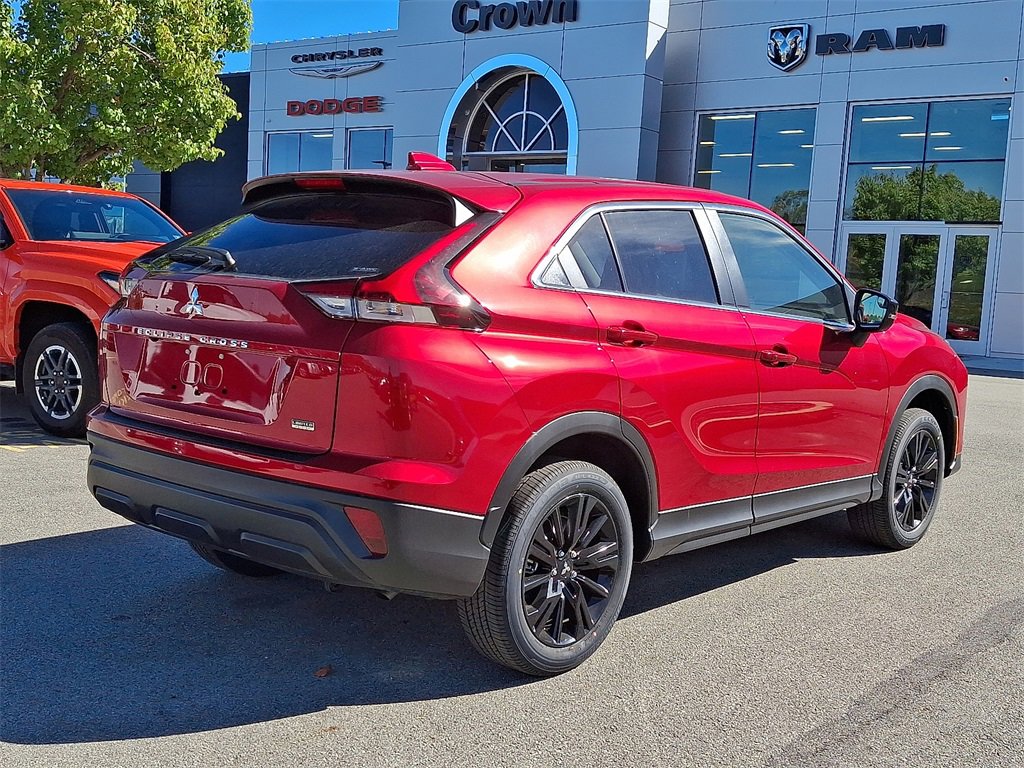 New 2025 Mitsubishi Eclipse Cross LE image 4
