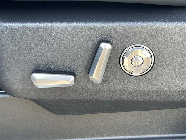 New 2025 Lincoln Navigator L Reserve w/ Jet Appearance Package image 24