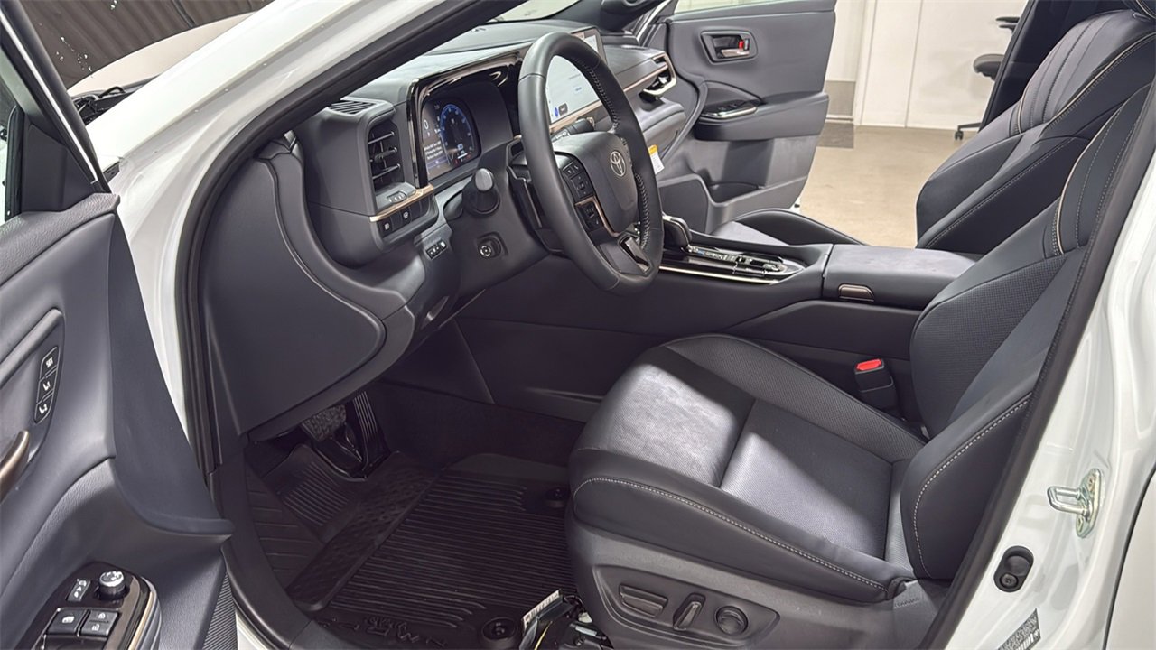 Certified 2026 Toyota Crown Platinum image 12