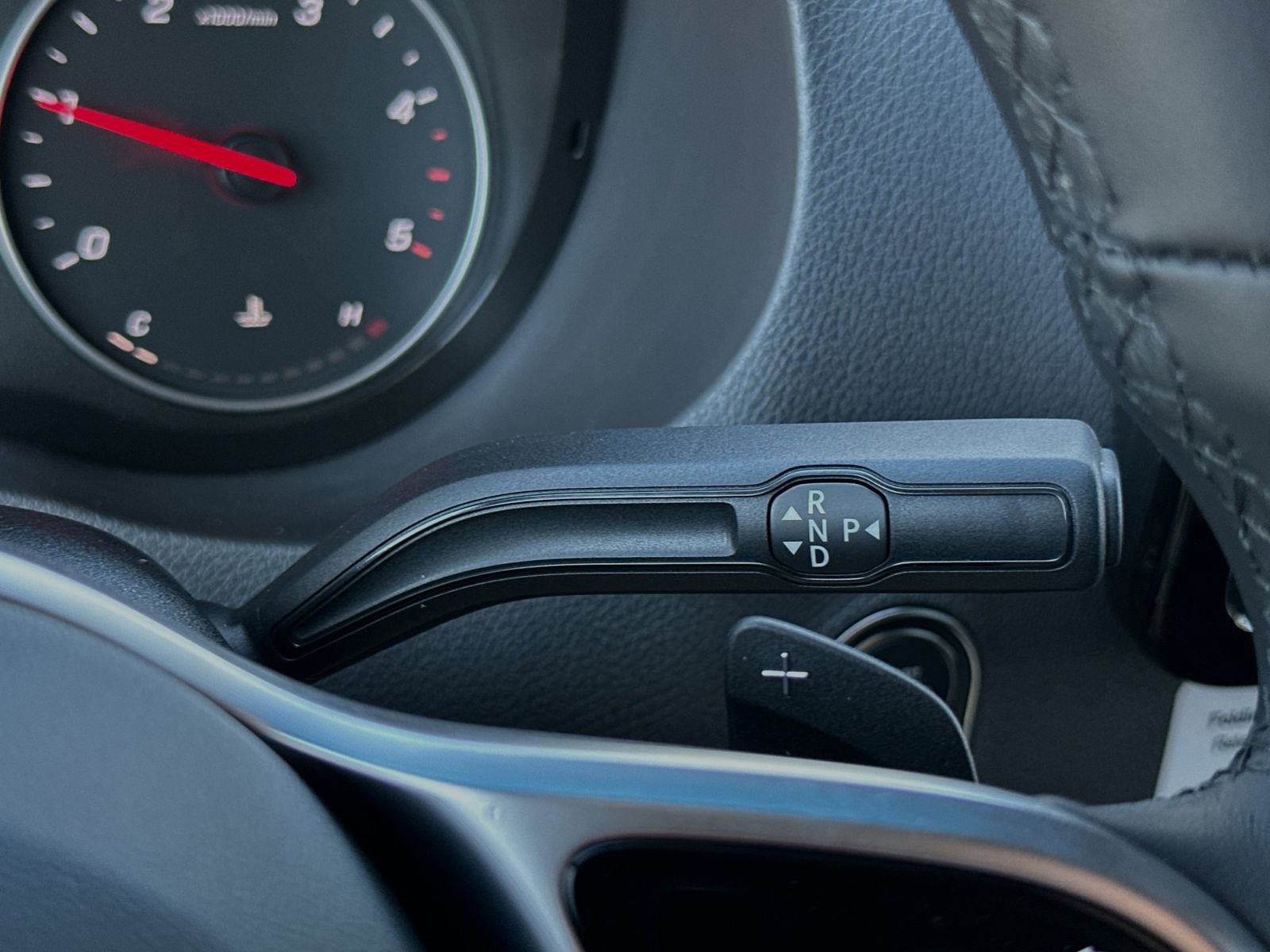 Used 2024 Mercedes-Benz Sprinter 2500 image 24