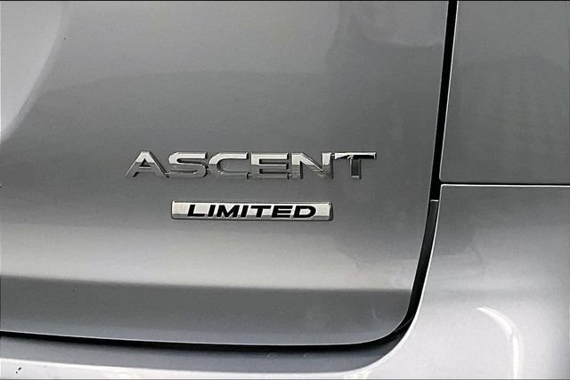 Used 2023 Subaru Ascent Limited w/ Technology Package AWD/4WD image 9