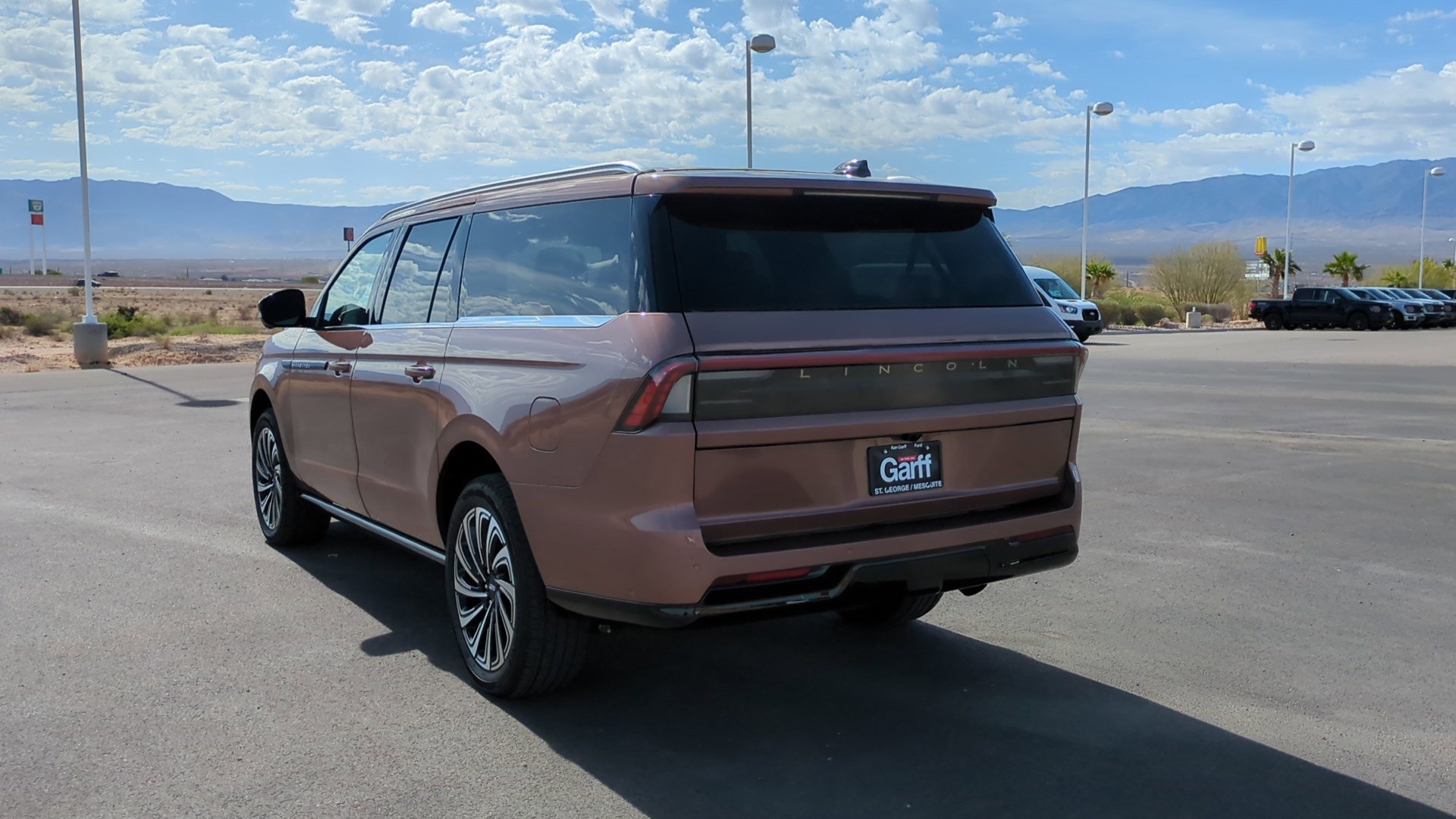 Used 2025 Lincoln Navigator L Black Label AWD/4WD image 5