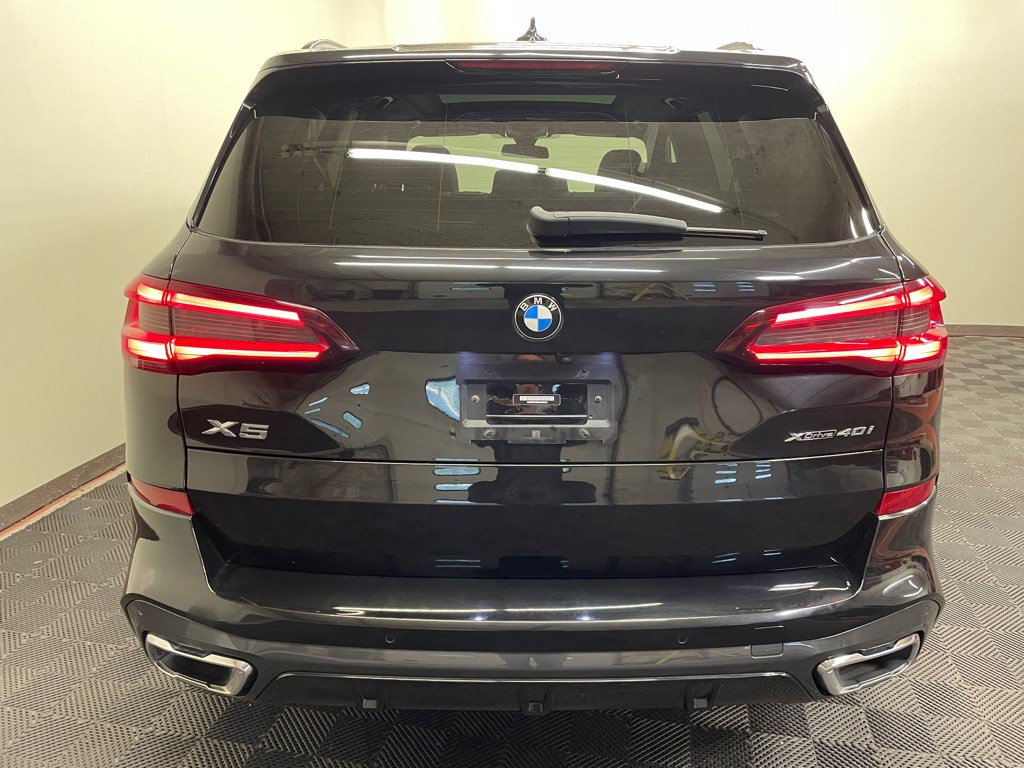 Used 2022 BMW X5 xDrive40i w/ M Sport Package AWD/4WD image 15