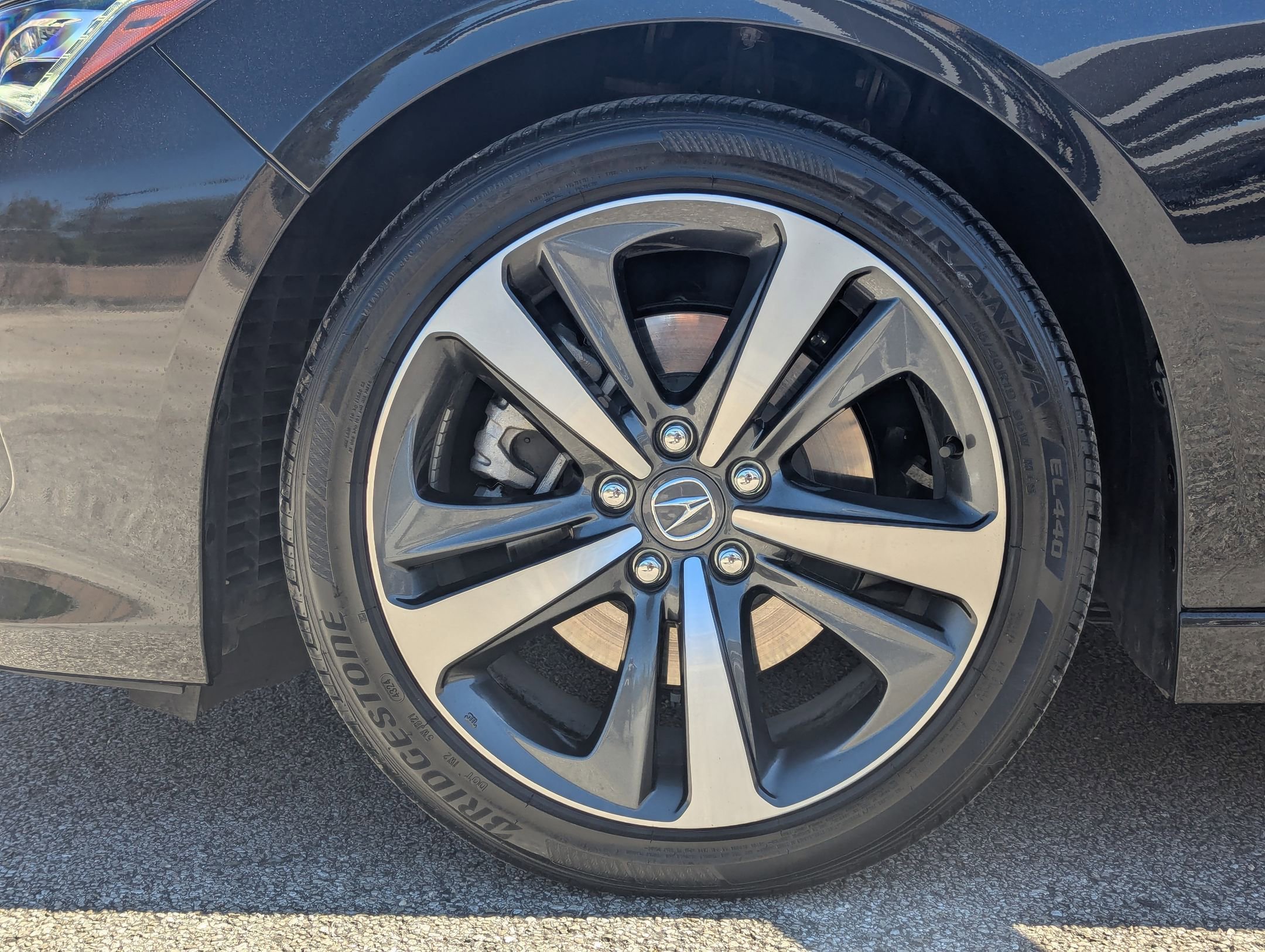 Certified 2025 Acura TLX w/ Technology Package image 31