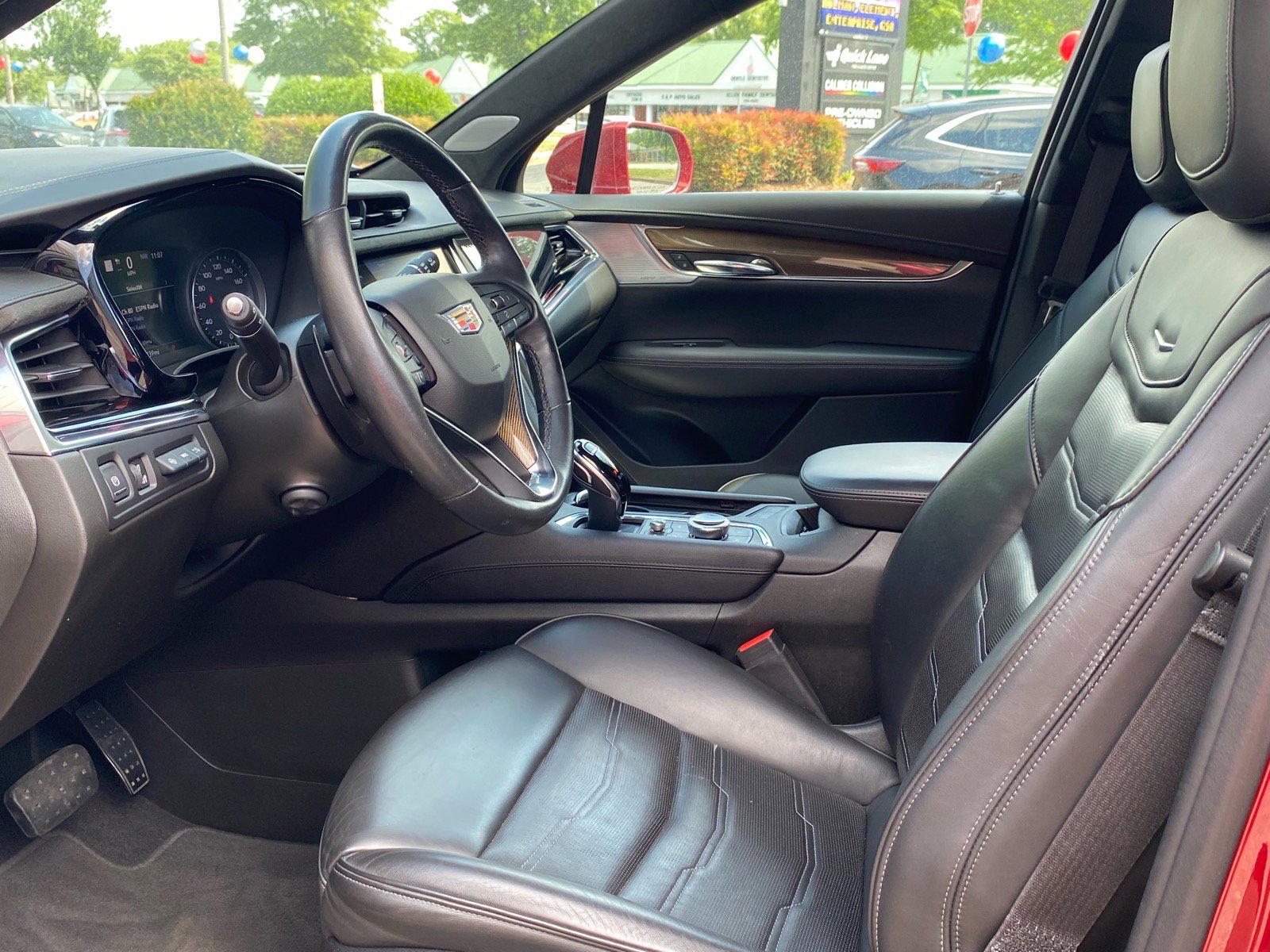 Used 2020 Cadillac XT6 Premium Luxury w/ Platinum Package AWD/4WD image 13