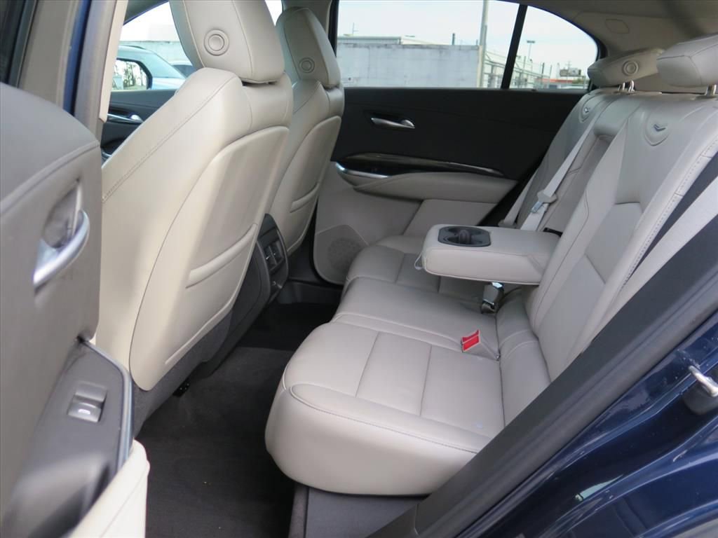 Used 2020 Cadillac XT4 Premium Luxury w/ Cold Weather Package image 23