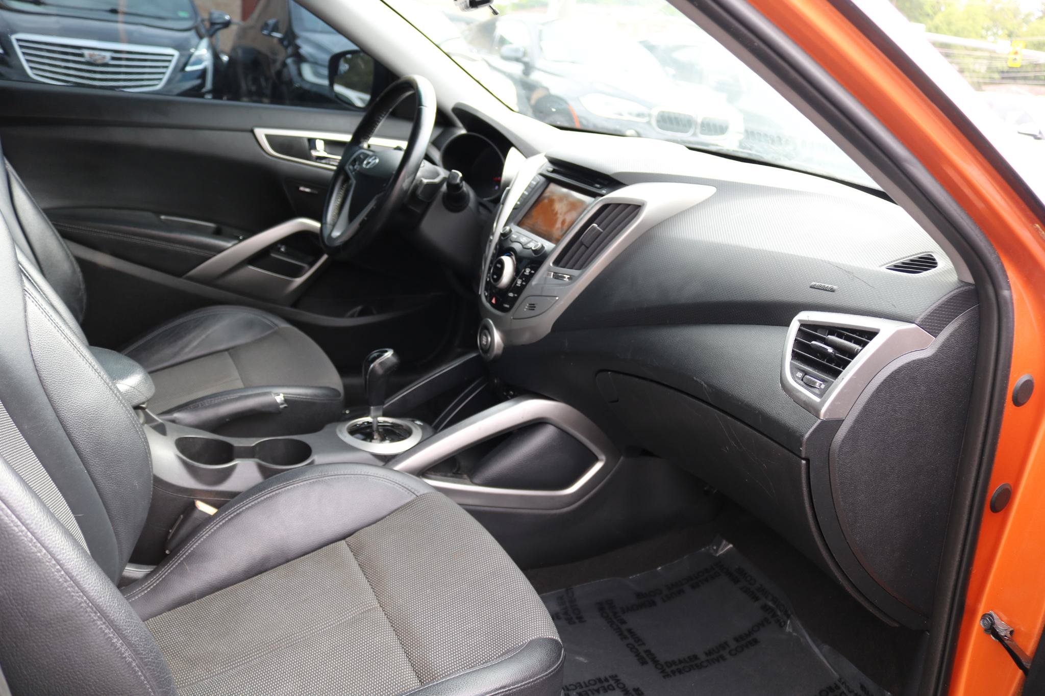Used 2015 Hyundai Veloster w/ Option Group 03 FWD image 37