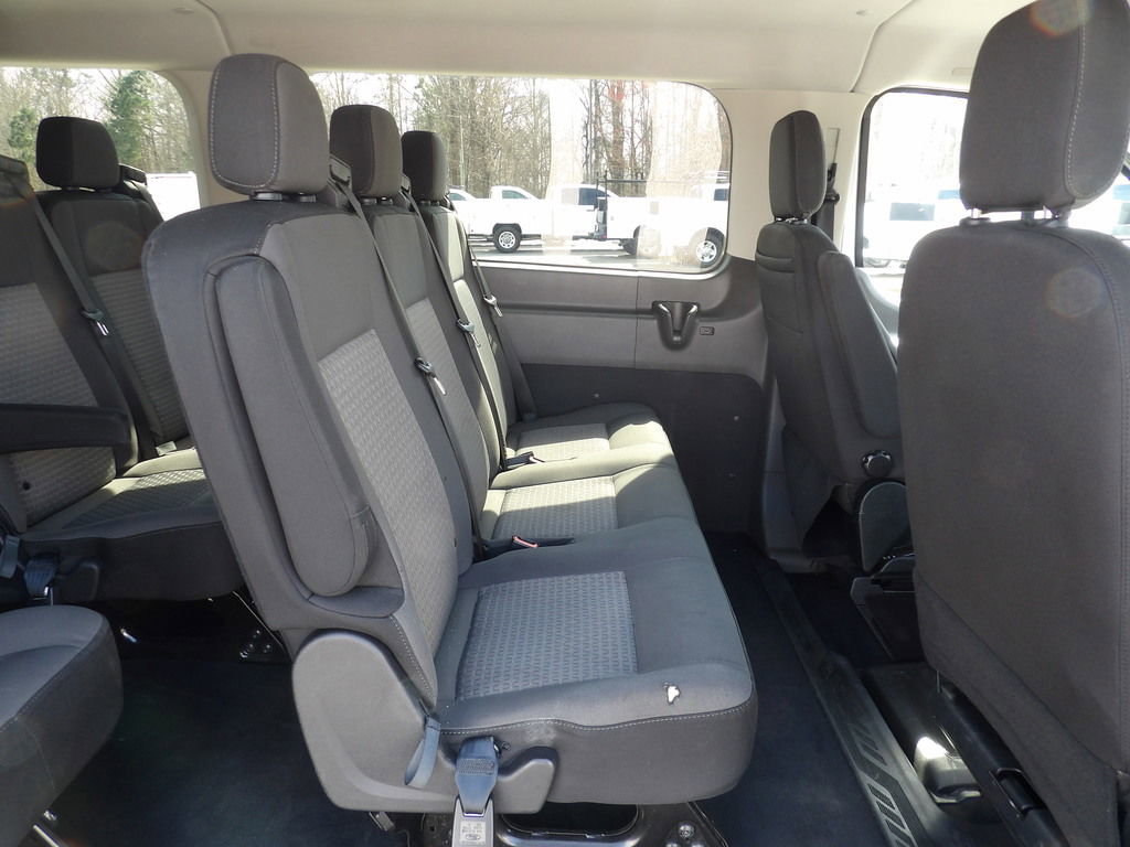 Used 2023 Ford Transit 350 XLT RWD image 27