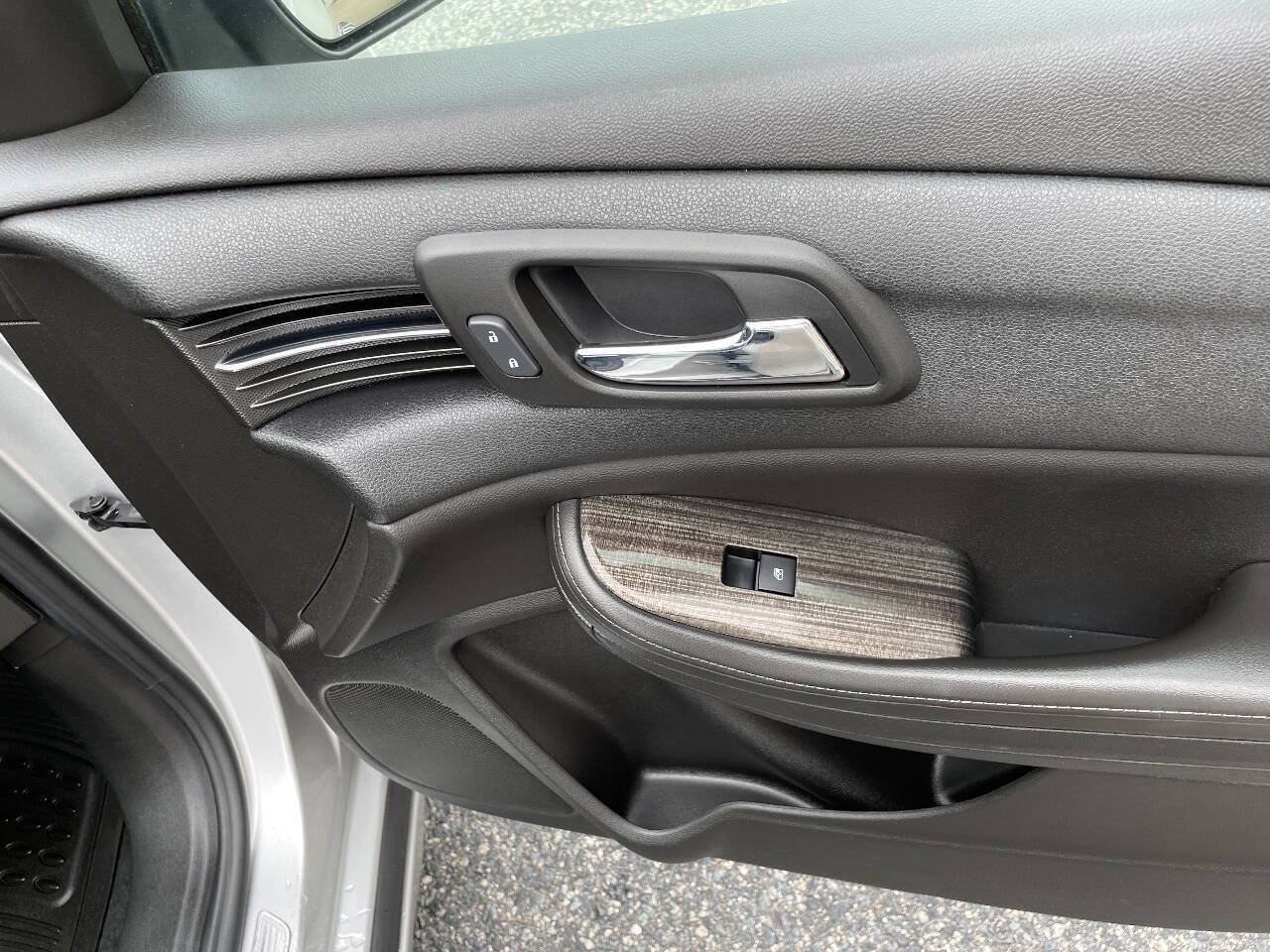 Used 2014 Chevrolet Malibu LT FWD image 22