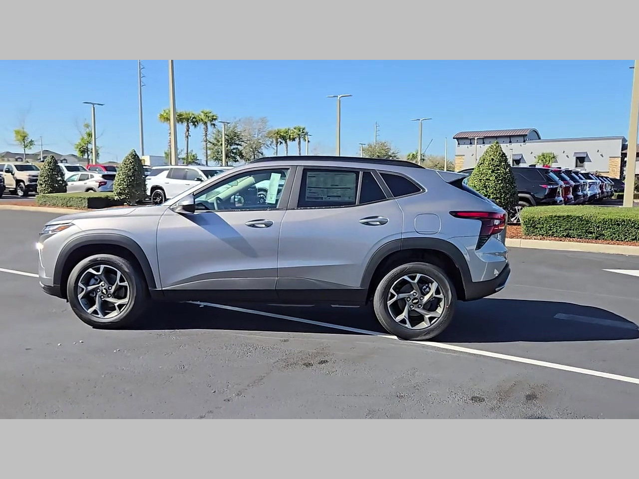 New 2026 Chevrolet Trax LT w/ Driver Confidence Package FWD image 19