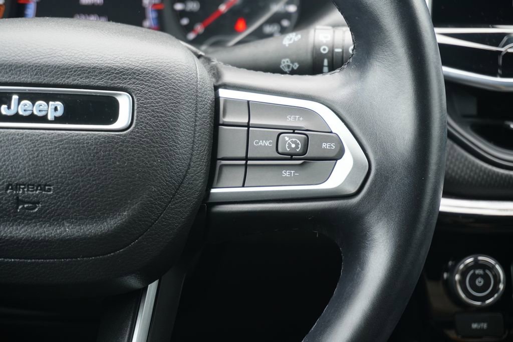 Used 2022 Jeep Compass Altitude w/ Convenience Group AWD/4WD image 14
