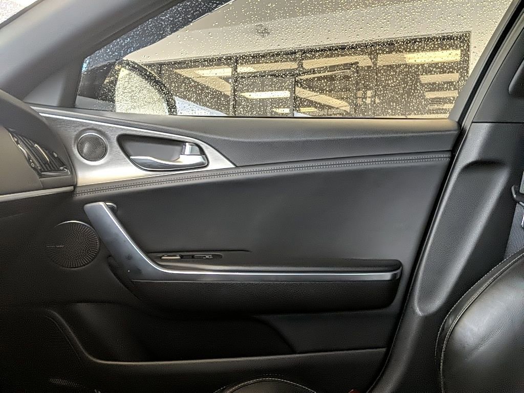 Used 2018 Kia Stinger GT2 image 26