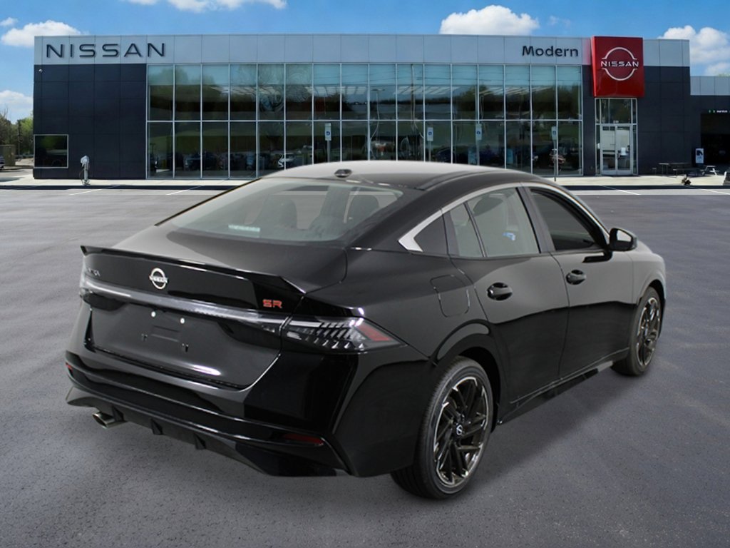 New 2026 Nissan Sentra SR FWD image 5