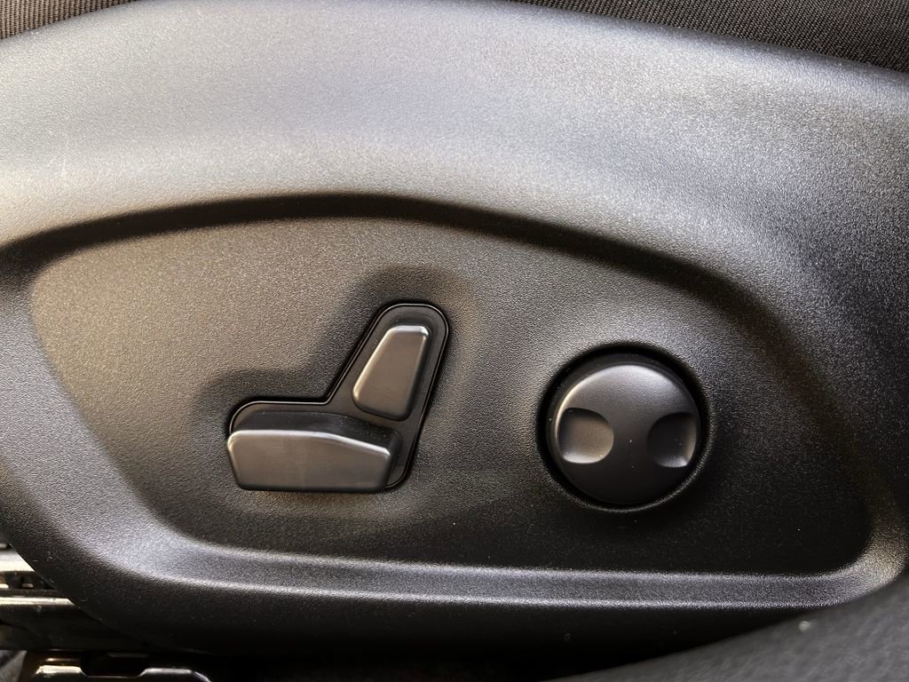 Used 2023 Jeep Compass High Altitude image 28