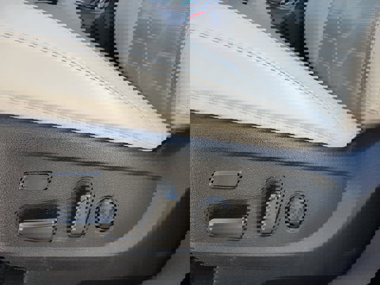 Used 2021 Kia Telluride SX w/ SX Prestige Package image 13